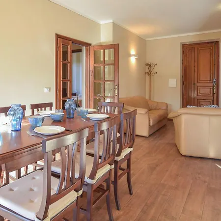Ferienhaus Lovely In With Wifi Camaiore